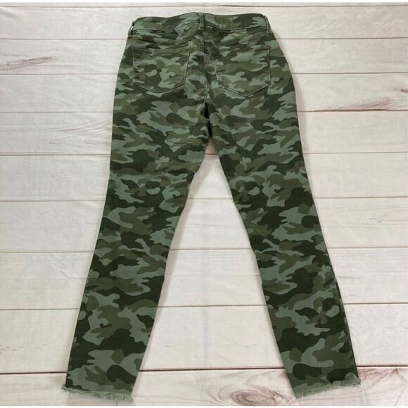 Old Navy Rockstar Green Camo Ankle Skinny Jeans Size 6 - Picture 3 of 11